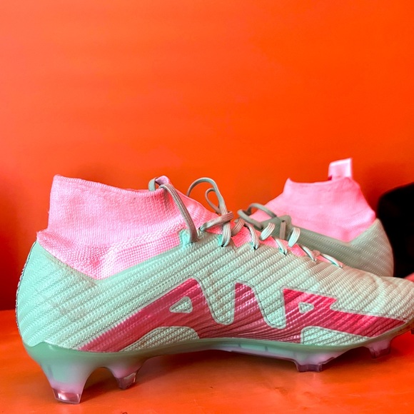 NikeID Mercurial Superfly 9  Air Zoom - Picture 4 of 4